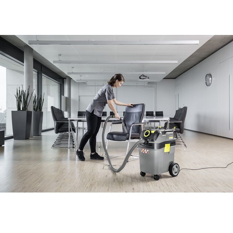  ПРАХОСМУКАЧКА ЗА СУХО И МОКРО ПОЧИСТВАНЕ KARCHER NT 40/1 Ap L